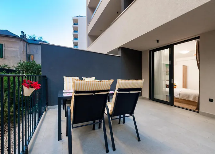 Lupo Gravosa Free Parking Ντουμπρόβνικ