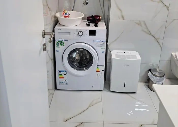 Lupo Gravosa Free Parking